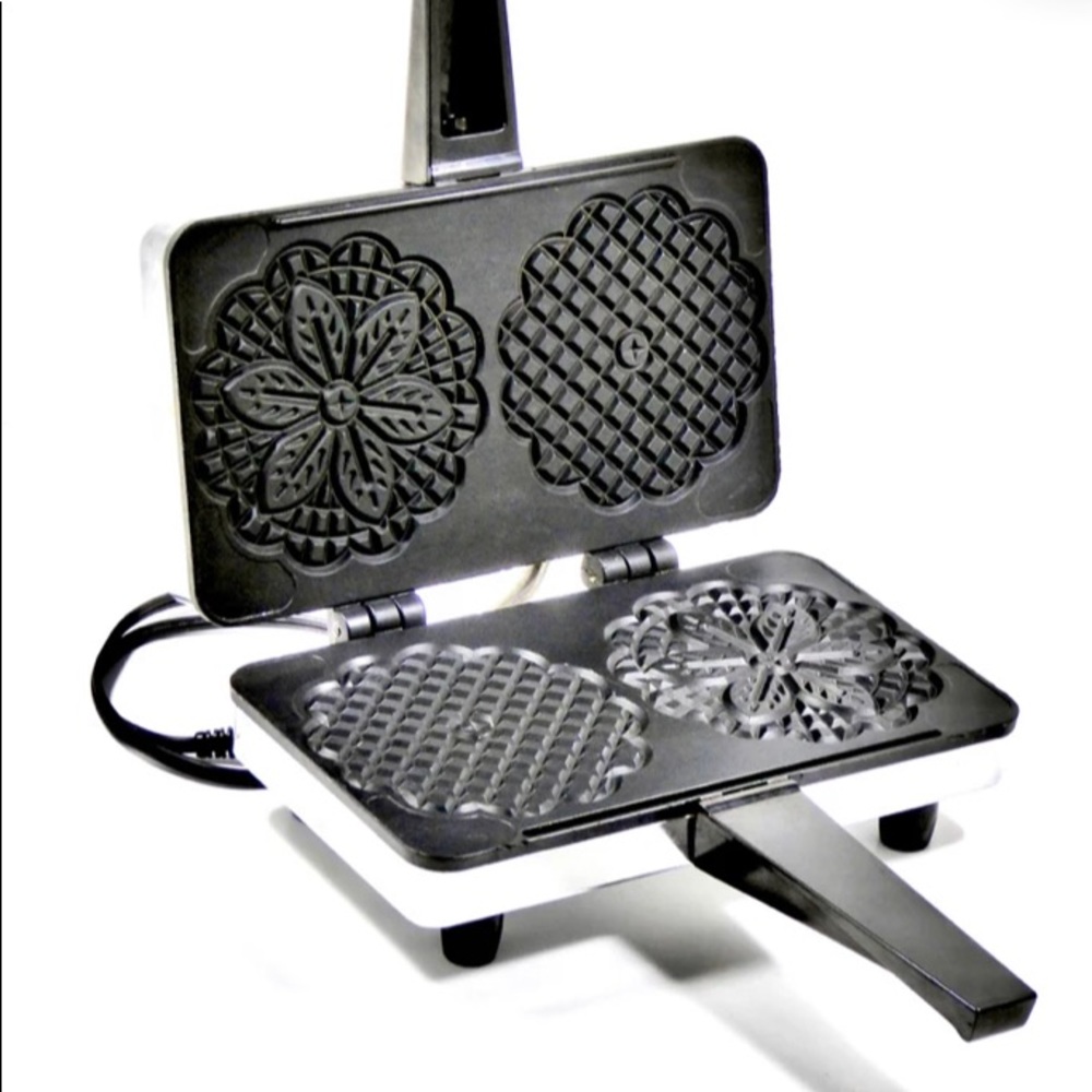 Vintage Pizzelle baker by VillaWare